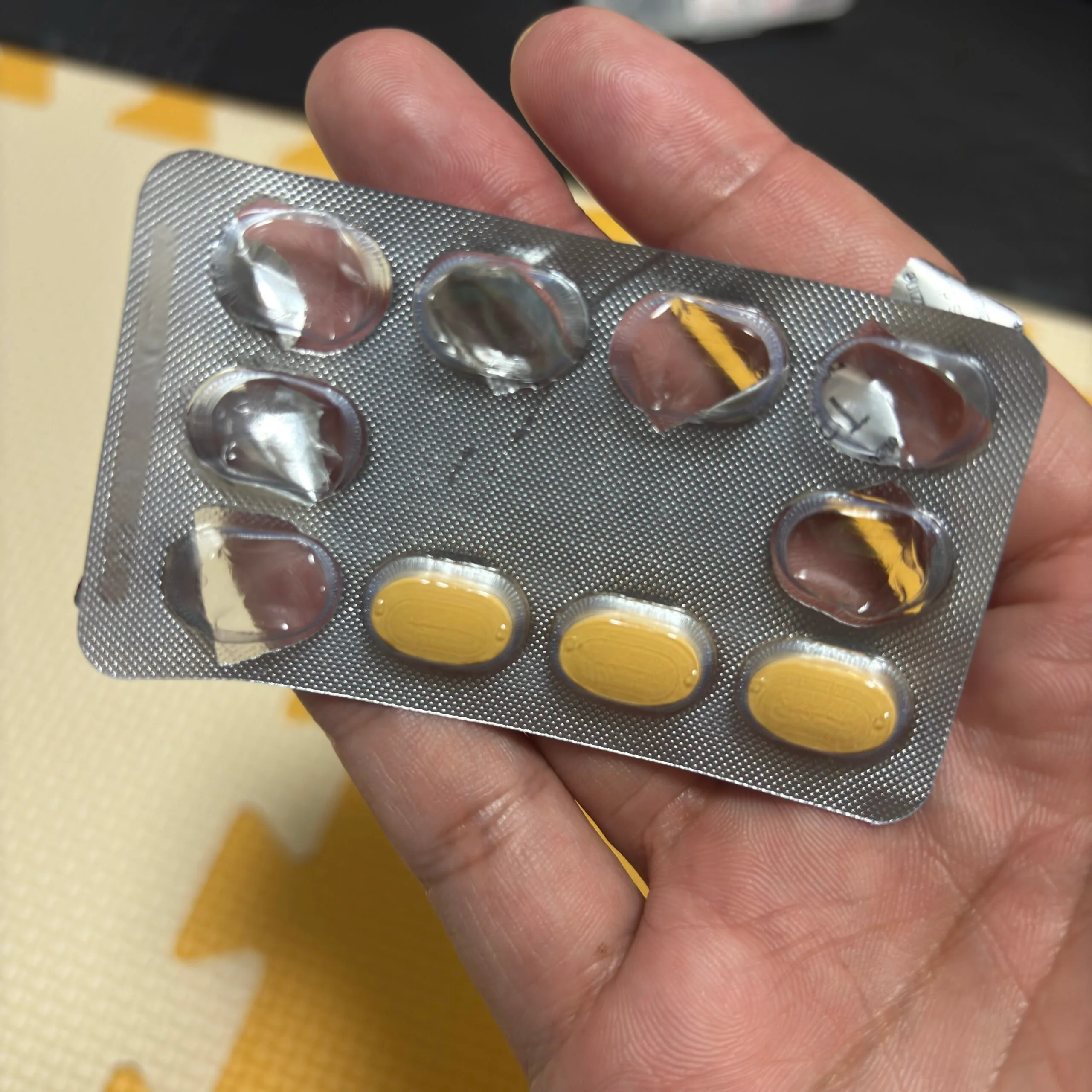タダラフィル(シアリス ジェネリック薬品)1週間飲んだのでレビュー致します。ED治療薬タダライズ服用